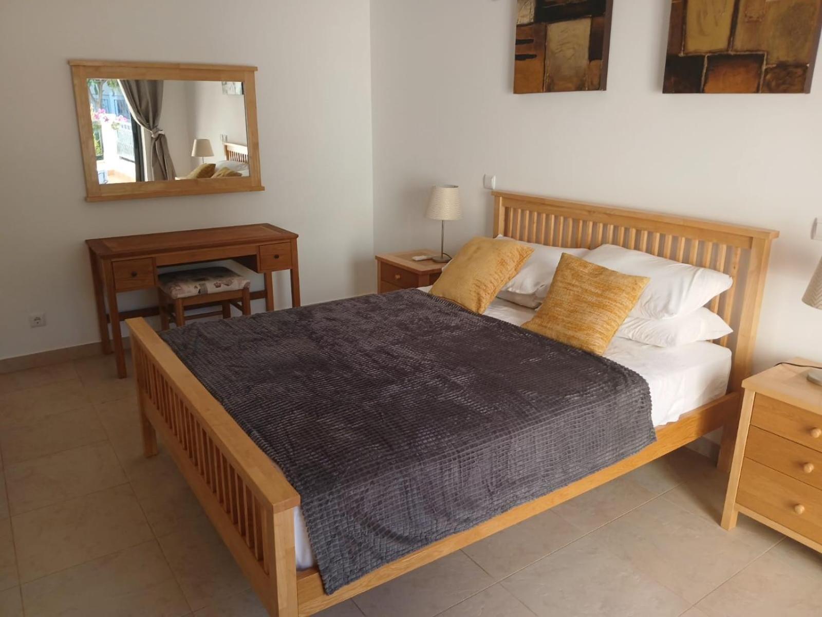 Apt Aurora Lote 80 3 Bedroom Lagos Exterior photo